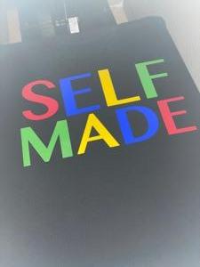 SELF MADE T-Shirt